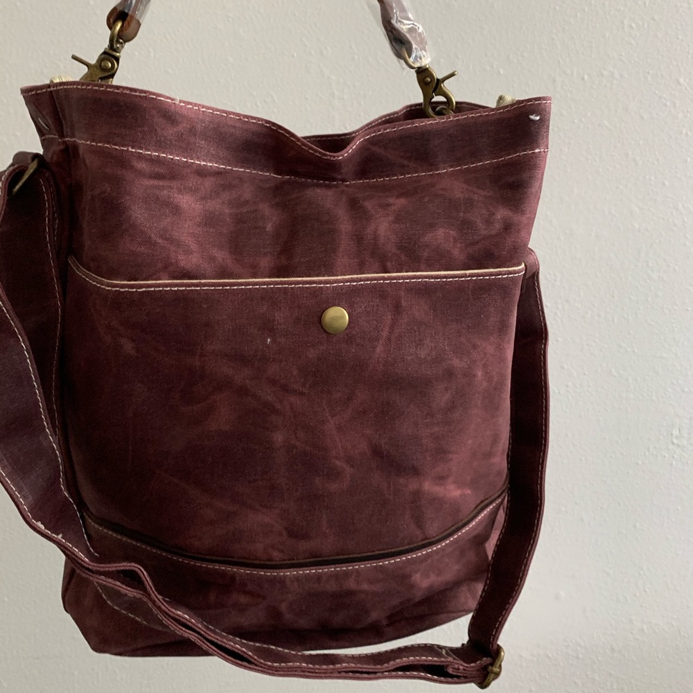 Waxed canvas shoulder bag